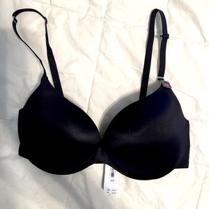 La Senza - Body Kiss Plunge Push Up Bra - 36D - Brand new with tags attached